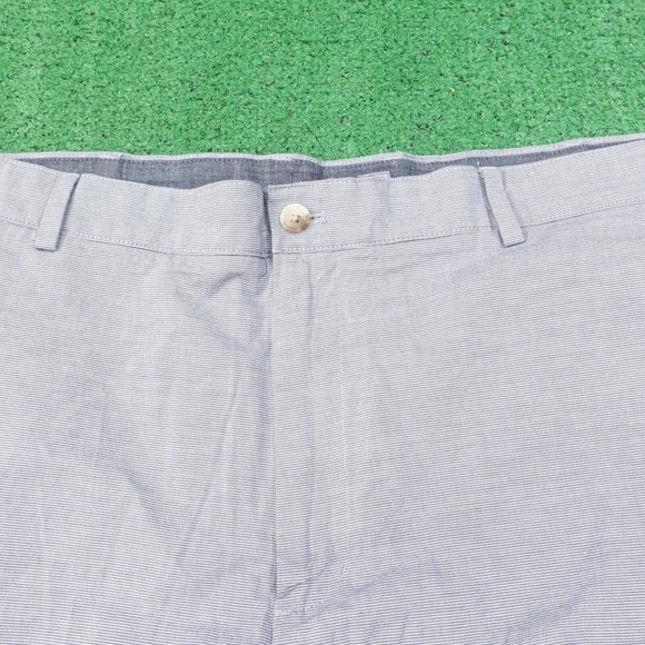 VAN HEUSEN STRAIGHT FLAT FRONT CHINO SHORTS MENS SIZE 42 - Picture 2 of 6